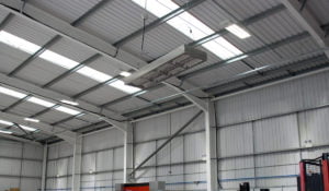 Soffitto Power 8 sospeso in fabbrica