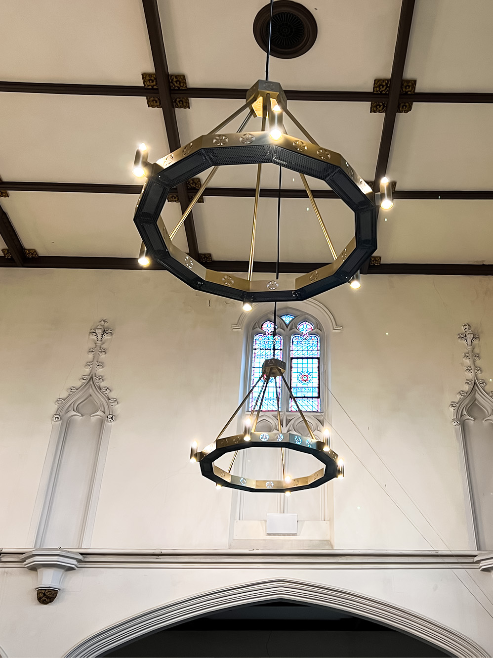 Riscaldamento a raggiera con emettitori di calore a luce zero