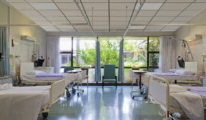 Riscaldatore a soffitto in ospedale