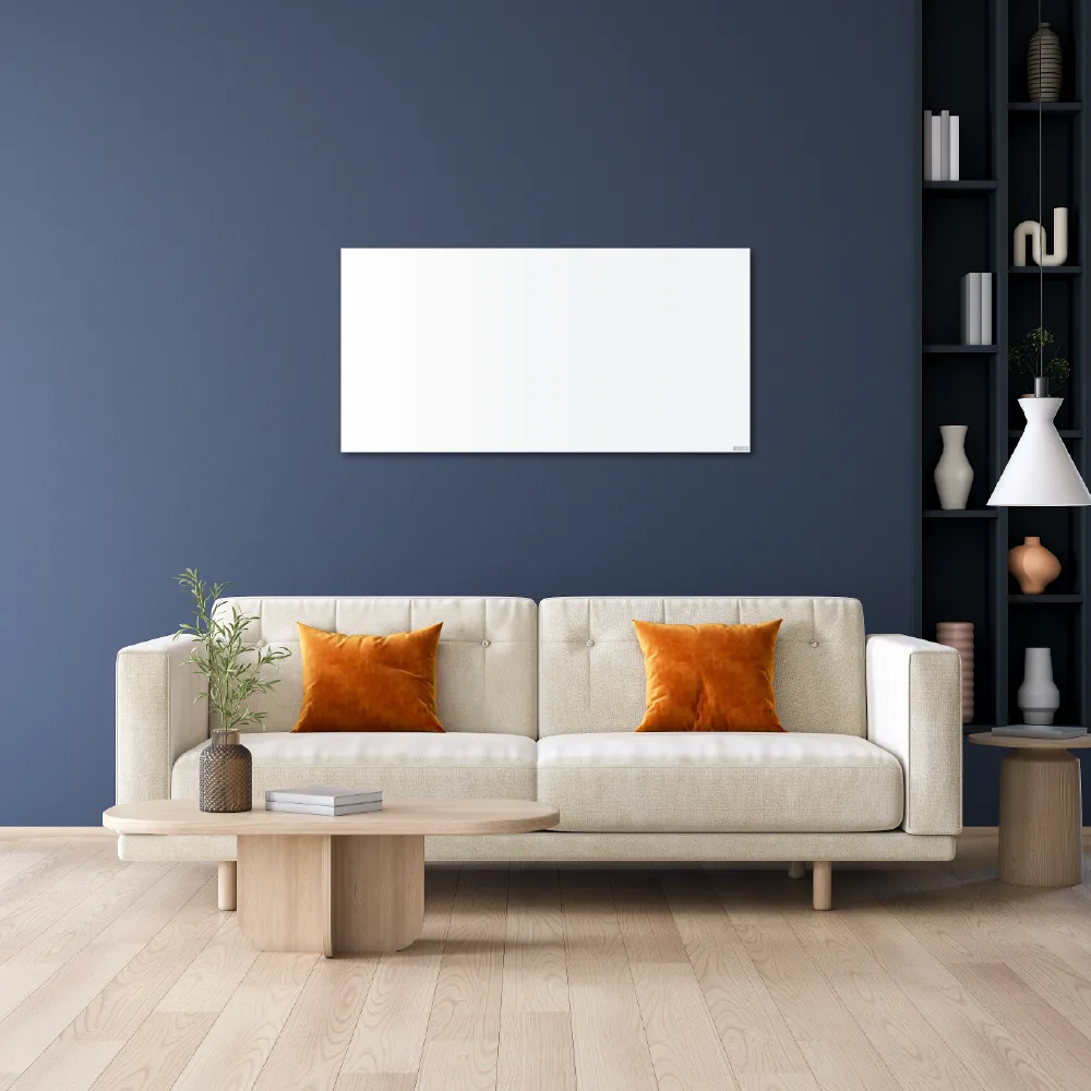 Pannello comfort installato in un elegante soggiorno