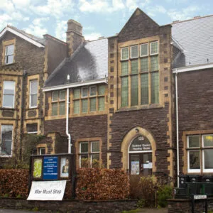 La Casa di Riunione Passa dal Riscaldamento a Gas a Quello a Infrarossi