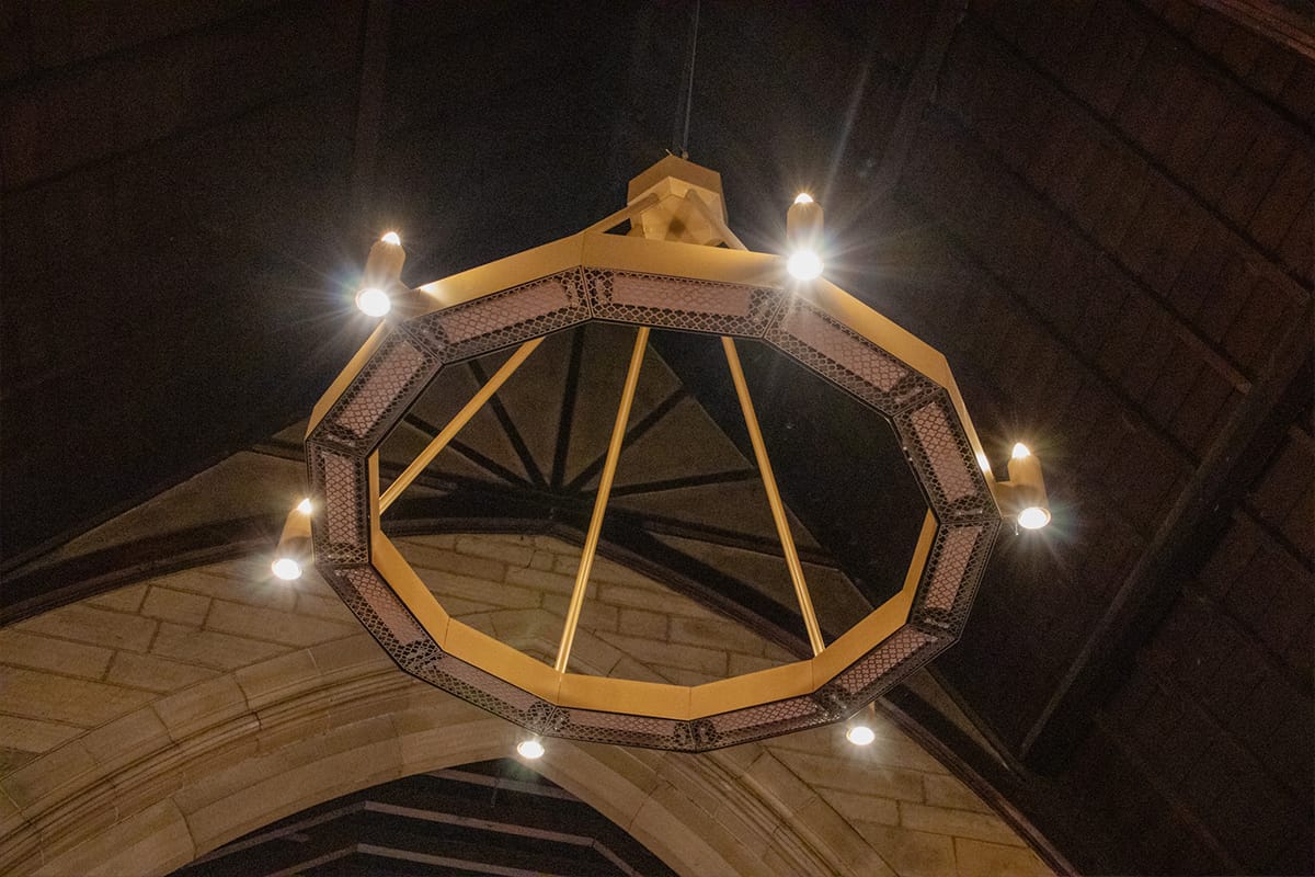 Halo installate in una chiesa scozzese