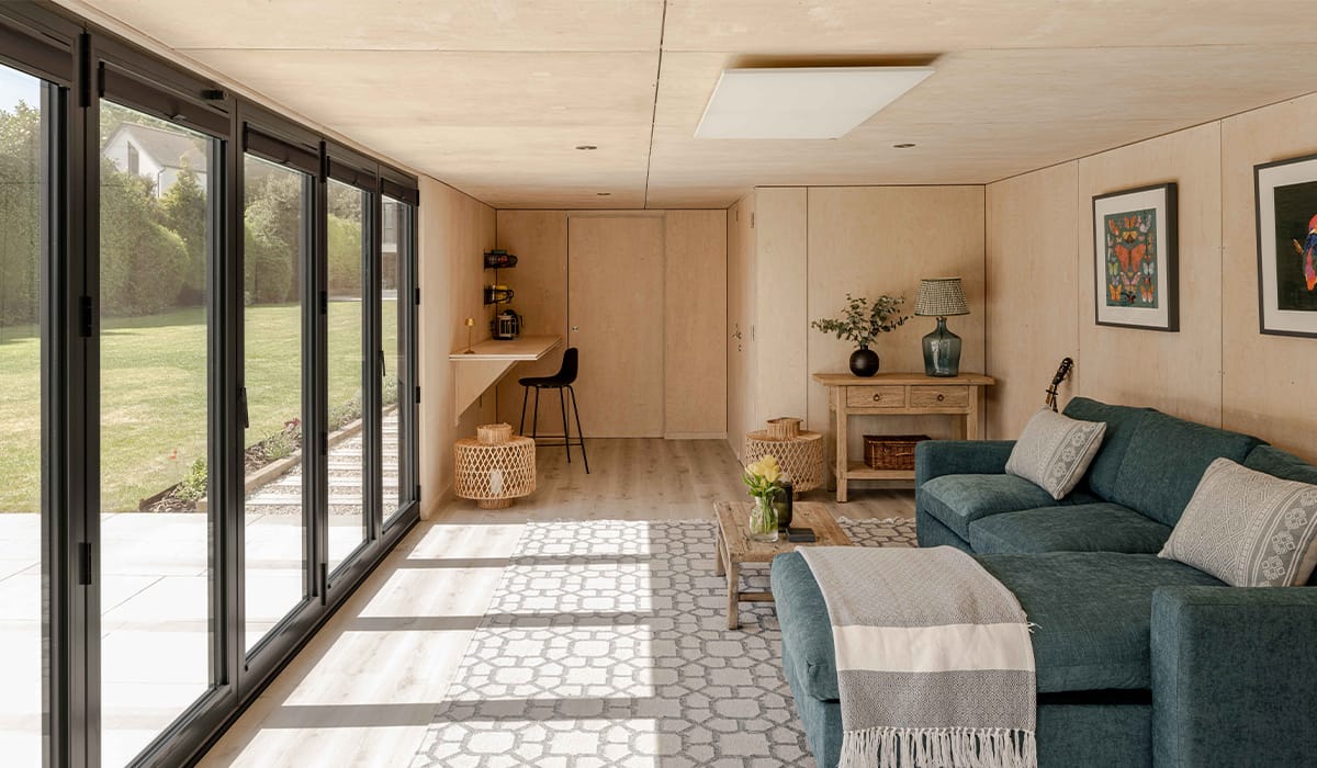 Elegante pool house riscaldata da Herschel