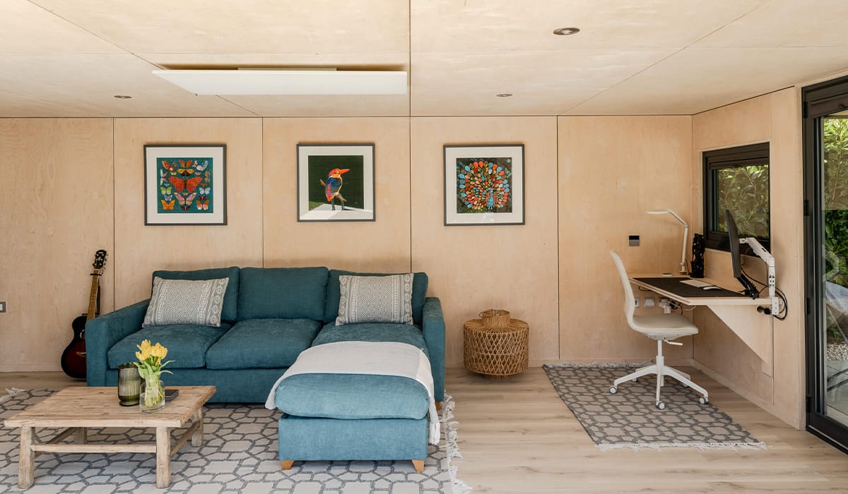 Elegante pool house riscaldata da Herschel